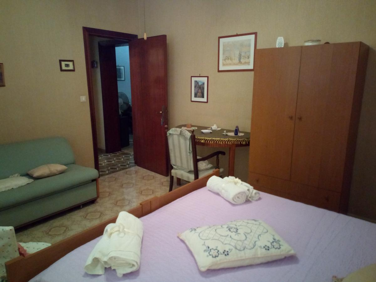ノート La Madonnuzza Bed & Breakfast エクステリア 写真